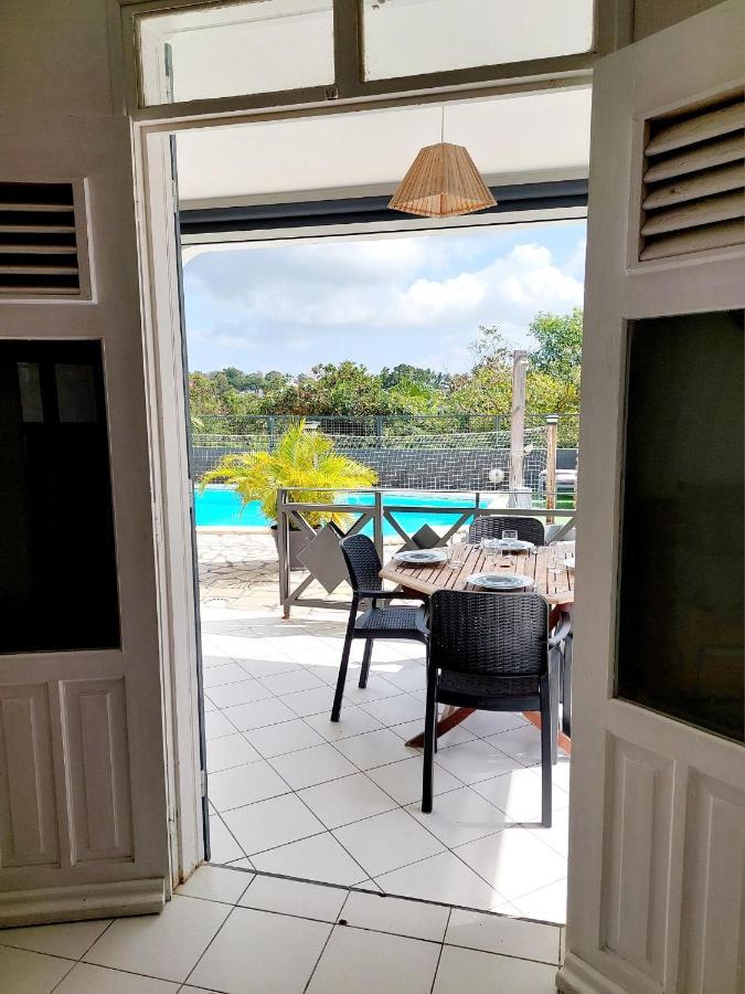 Appartement Les Cles D'Emakeys à Sainte-Anne  Extérieur photo